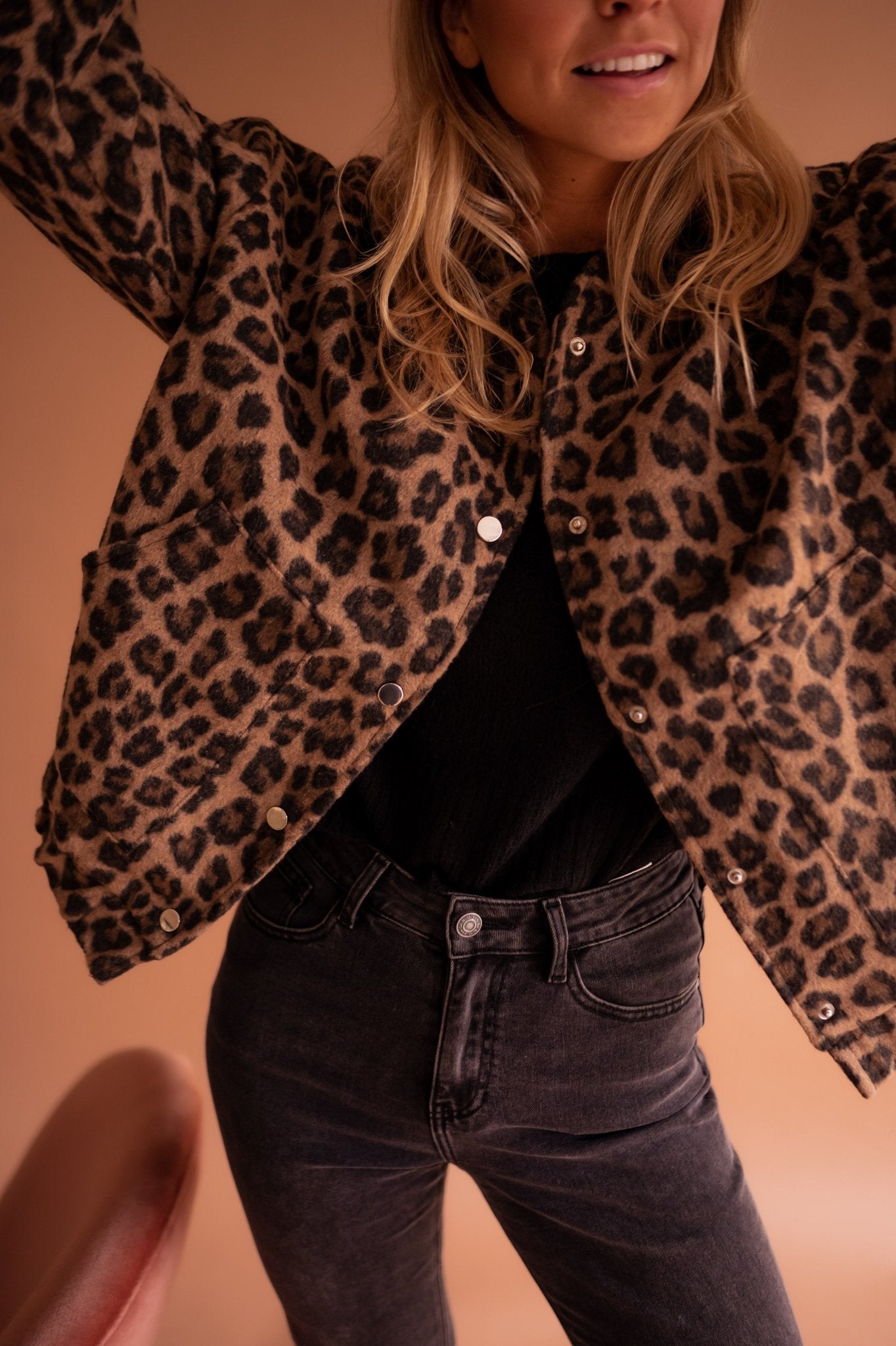 Luna | Trendy Jacket with Leopard Print
